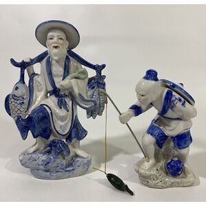Vintage Chinoiserie Hand Painted Blue white Porcelian Asian Fisherman Pair Read